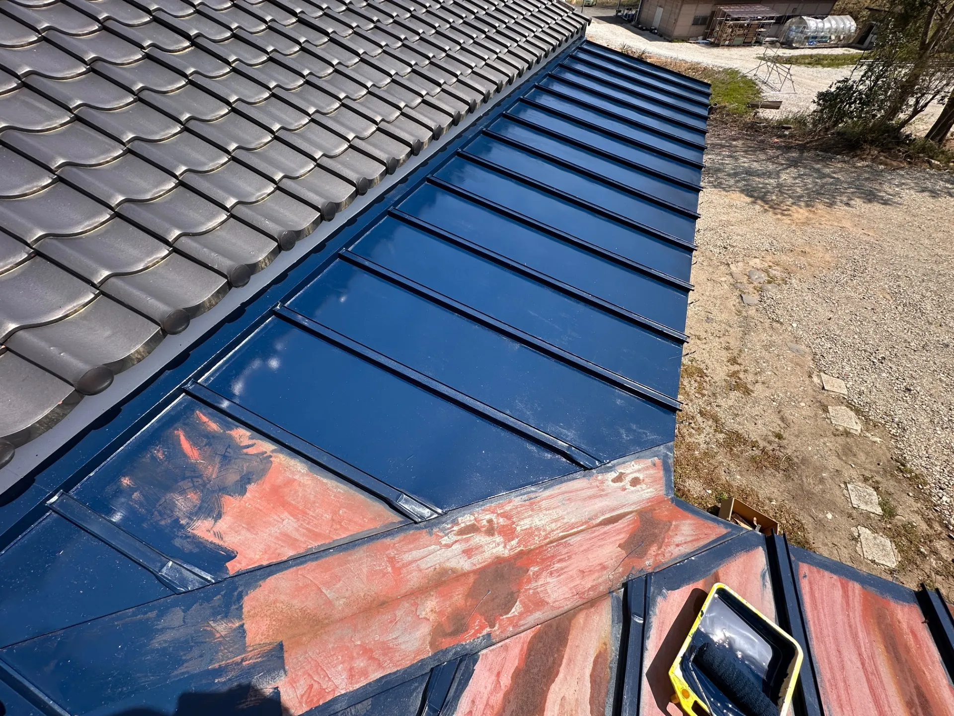 古民家リフォーム｜屋根塗装と軒の塗装を施工しました【白石市】